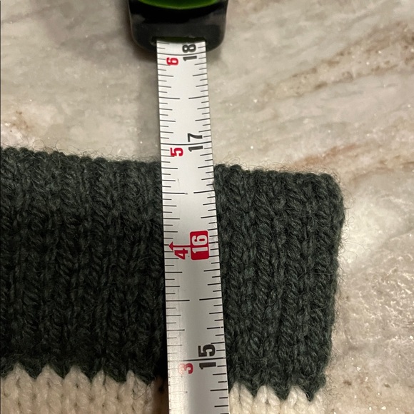 Hand Knit Christmas Stocking - Picture 4 of 4